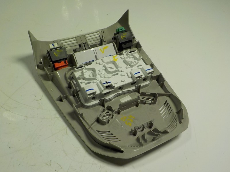 Recambio de piloto interior para citroën c5 aircross live pack referencia OEM IAM 96781446BJ  