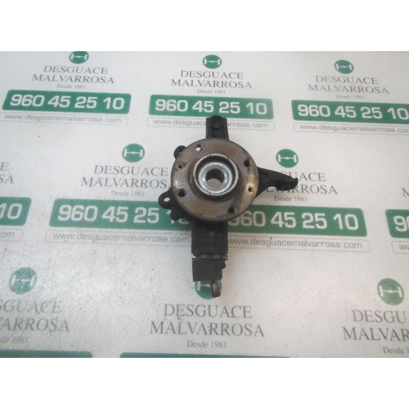 Recambio de mangueta delantera izquierda para peugeot 308 1.6 16v referencia OEM IAM   