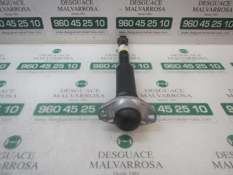 Recambio de amortiguador trasero izquierdo para toyota c-hr hybrid active referencia OEM IAM 48530F9020 48530F4020 