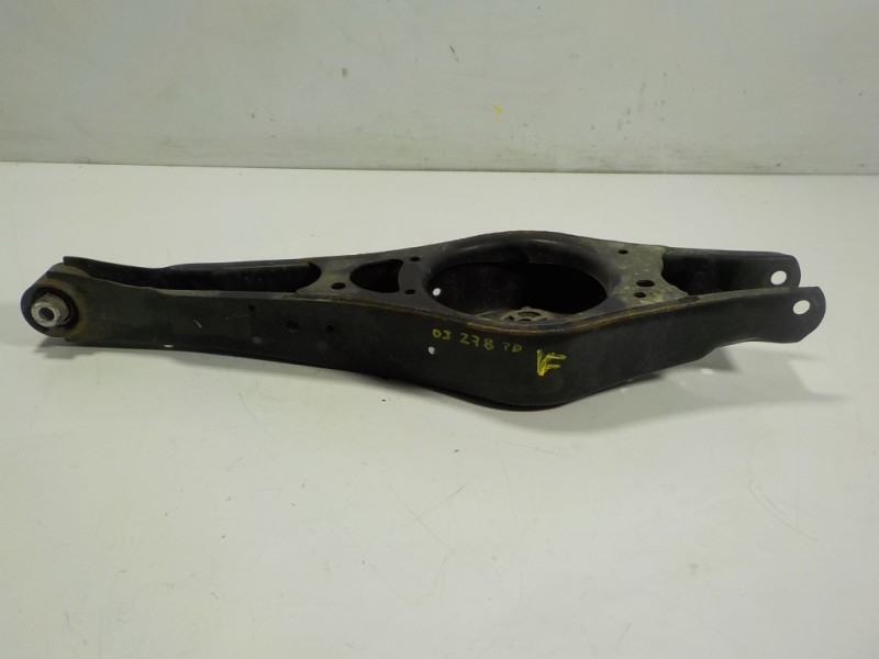 Recambio de brazo suspension inferior trasero derecho para volkswagen tiguan (5n2) 2.0 tdi referencia OEM IAM 1K0505311AB  