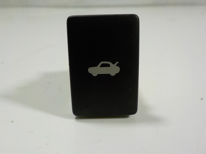 Recambio de maneta porton para lexus is 300h referencia OEM IAM   