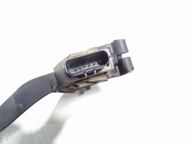 Recambio de potenciometro pedal para volkswagen golf vii lim. (bq1) 1.6 tdi referencia OEM IAM 5Q1723503H 5Q1723503H 6PV01062111