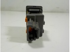 Recambio de maneta porton para lexus is 300h referencia OEM IAM    2