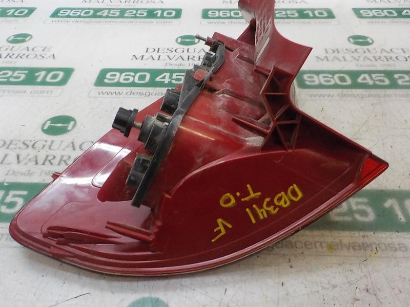 Recambio de piloto trasero derecho para citroën c4 coupe 1.6 16v hdi referencia OEM IAM   