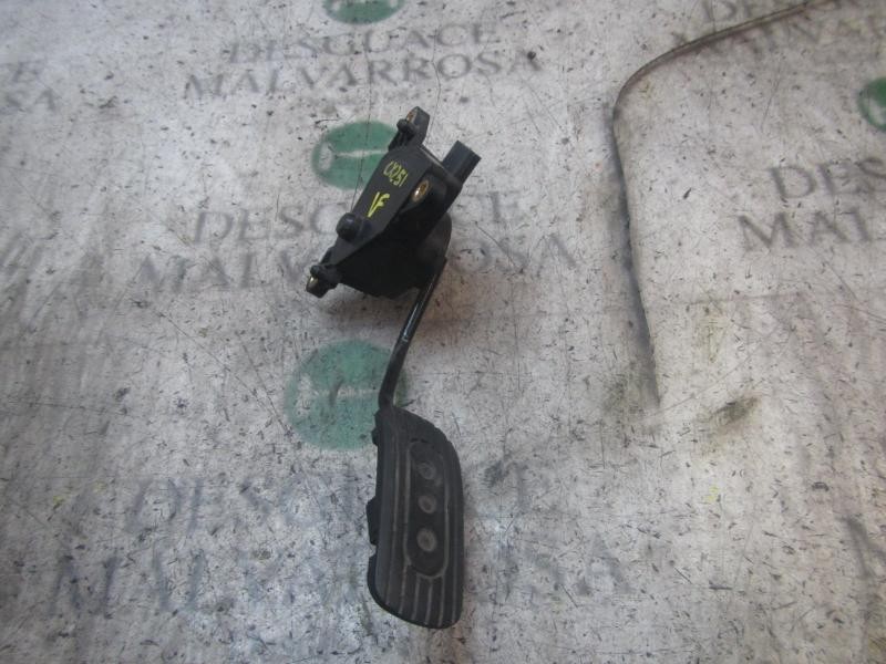 Recambio de potenciometro pedal para nissan nv 200 (m20) kombi comfort referencia OEM IAM 18002ED000  