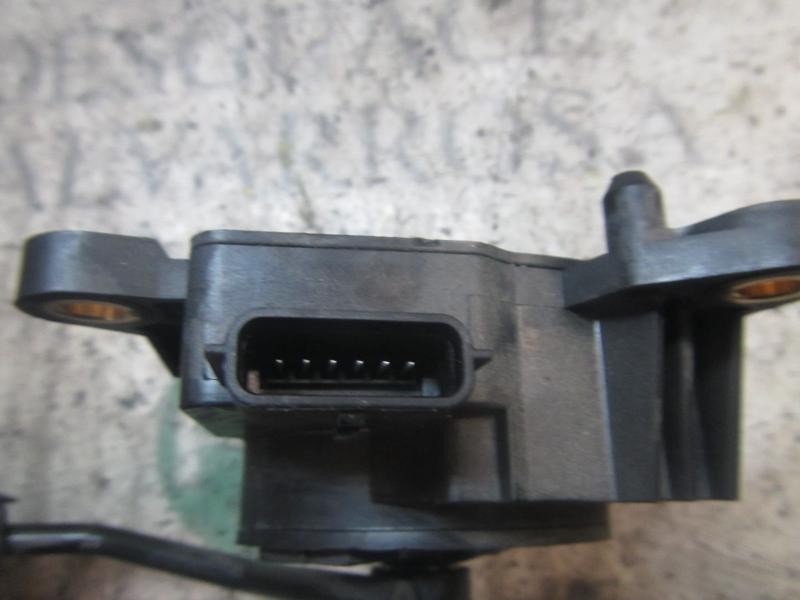 Recambio de potenciometro pedal para nissan nv 200 (m20) kombi comfort referencia OEM IAM 18002ED000  