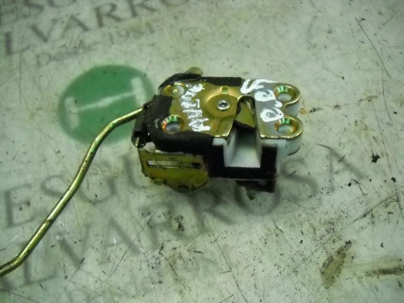 Recambio de cerradura puerta delantera derecha para ssangyong musso 2.9 tdi grand lux referencia OEM IAM   