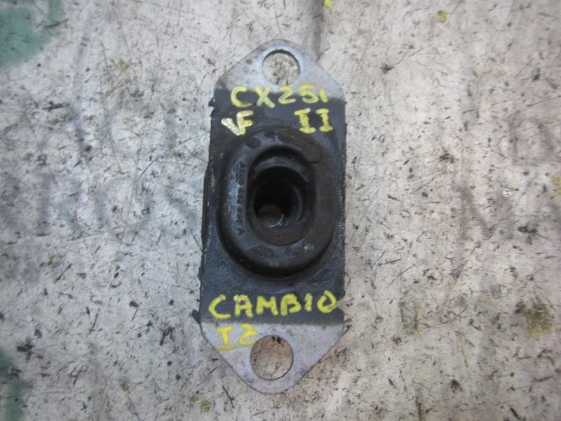 Recambio de soporte cambio para nissan nv 200 (m20) kombi comfort referencia OEM IAM 11220BN720  