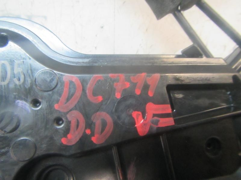 Recambio de cerradura puerta delantera derecha para toyota c-hr hybrid active referencia OEM IAM 6903002511  