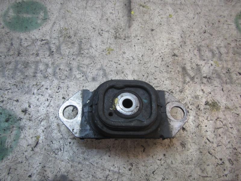 Recambio de soporte cambio para nissan nv 200 (m20) kombi comfort referencia OEM IAM 11220BN720  