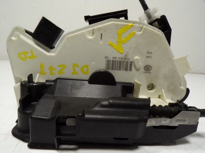 Recambio de cerradura puerta trasera derecha para volkswagen tiguan (5n2) 2.0 tdi referencia OEM IAM 5N0839016J 5N0839016J 