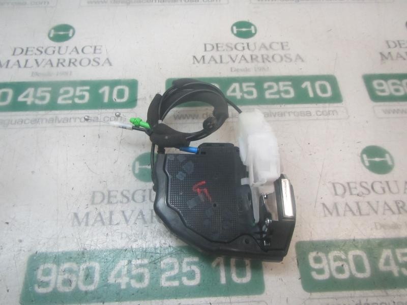Recambio de cerradura puerta trasera derecha para toyota c-hr hybrid active referencia OEM IAM 69050F4010  