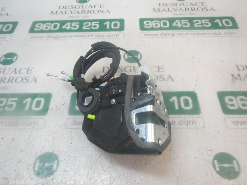 Recambio de cerradura puerta trasera izquierda para toyota c-hr hybrid active referencia OEM IAM 69060F4010  