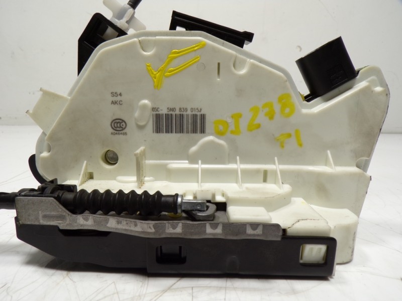 Recambio de cerradura puerta trasera izquierda para volkswagen tiguan (5n2) 2.0 tdi referencia OEM IAM 5N0839015J 5N0839015J 