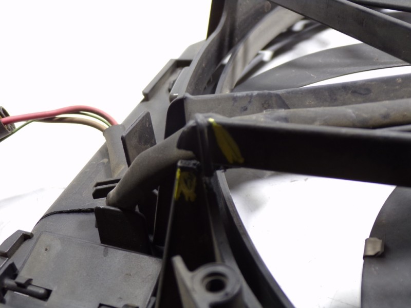 Recambio de electroventilador para bmw serie 5 lim. (f10) 2.0 turbodiesel referencia OEM IAM 17428509740 757568202 