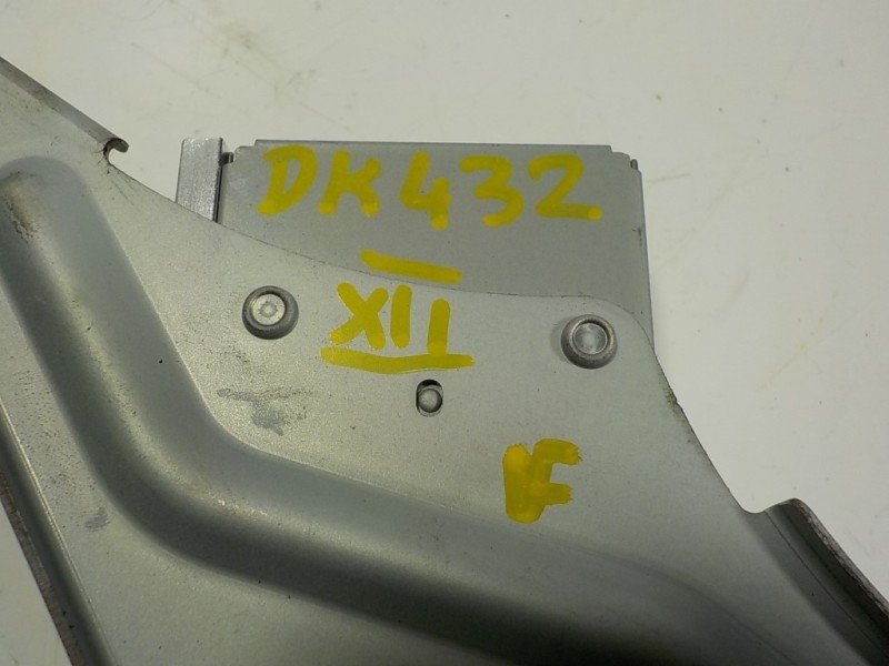 Recambio de modulo electronico para lexus is 300h referencia OEM IAM 8624053020 8624053020 