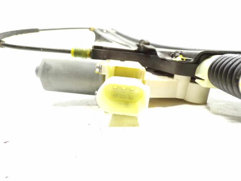 Recambio de elevalunas delantero derecho para bmw serie 5 lim. (f10) 2.0 turbodiesel referencia OEM IAM 51337182132 71481720 