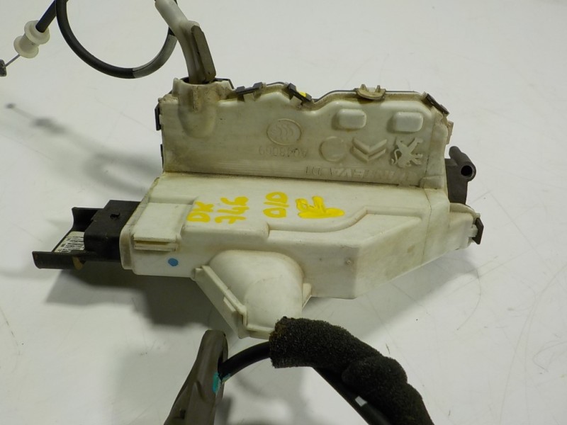 Recambio de cerradura puerta delantera derecha para peugeot 508 2.0 16v hdi fap referencia OEM IAM 9800625780 006257 