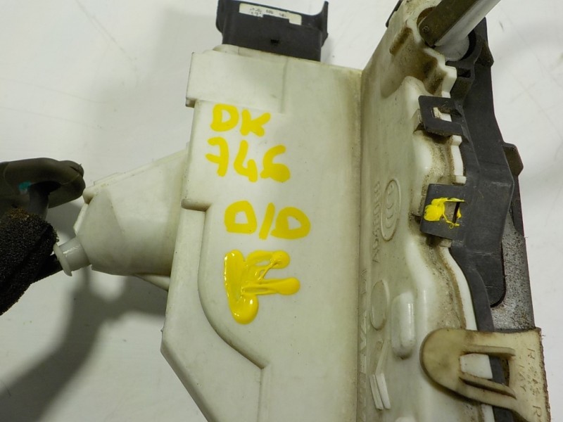 Recambio de cerradura puerta delantera derecha para peugeot 508 2.0 16v hdi fap referencia OEM IAM 9800625780 006257 