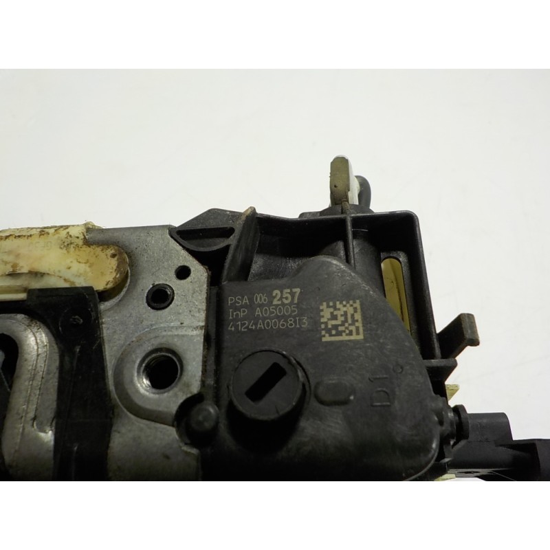 Recambio de cerradura puerta delantera derecha para peugeot 508 2.0 16v hdi fap referencia OEM IAM 9800625780 006257 