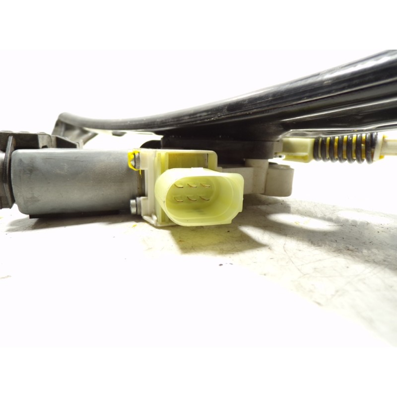 Recambio de elevalunas trasero derecho para bmw serie 5 lim. (f10) 2.0 turbodiesel referencia OEM IAM 51357182614 72481720 