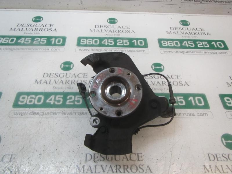 Recambio de mangueta delantera izquierda para peugeot bipper 1.4 hdi referencia OEM IAM 3646A2  