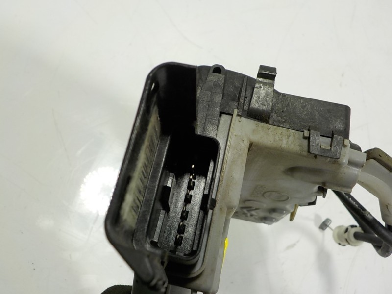 Recambio de cerradura puerta trasera derecha para peugeot 508 2.0 16v hdi fap referencia OEM IAM 9800626380 006263 