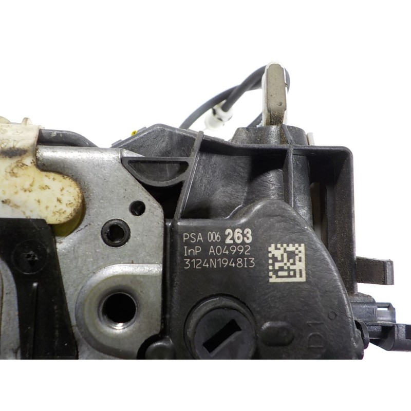 Recambio de cerradura puerta trasera derecha para peugeot 508 2.0 16v hdi fap referencia OEM IAM 9800626380 006263 