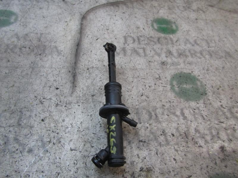 Recambio de bomba embrague para renault kangoo 1.5 dci diesel fap referencia OEM IAM   