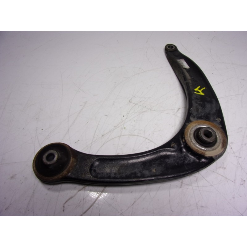 Recambio de brazo suspension inferior delantero izquierdo para citroën berlingo cuadro 1.6 16v hdi fap referencia OEM IAM 3520S2