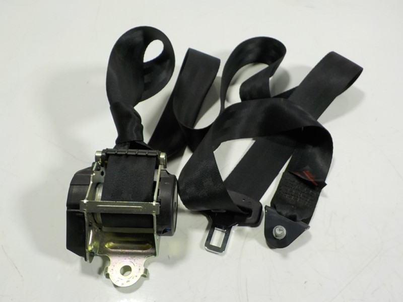 Recambio de cinturon seguridad trasero derecho para peugeot 508 2.0 16v hdi fap referencia OEM IAM 8976J1 96722255 