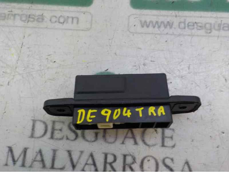 Recambio de maneta porton para toyota prius+ 1.8 16v (híbrido) referencia OEM IAM 8484028030  