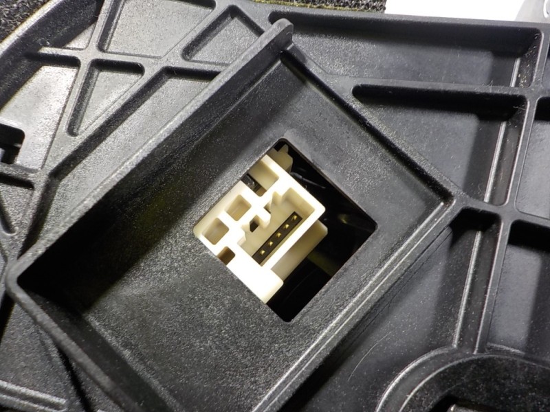 Recambio de palanca cambio para lexus is 300h referencia OEM IAM 3355053320  3350453110C1