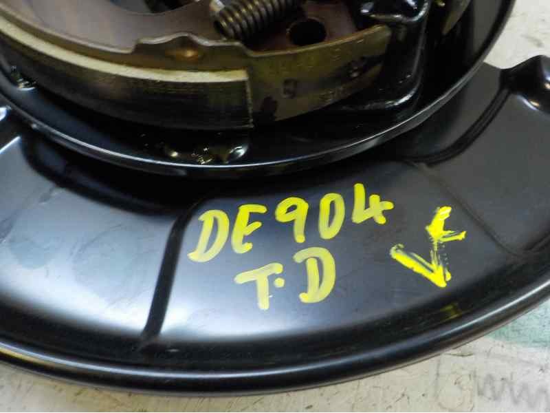 Recambio de mangueta trasera derecha para toyota prius+ 1.8 16v (híbrido) referencia OEM IAM 4245047050 8954452040 