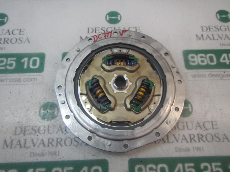 Recambio de kit embrague para toyota c-hr hybrid active referencia OEM IAM 3127047070 8J111987 