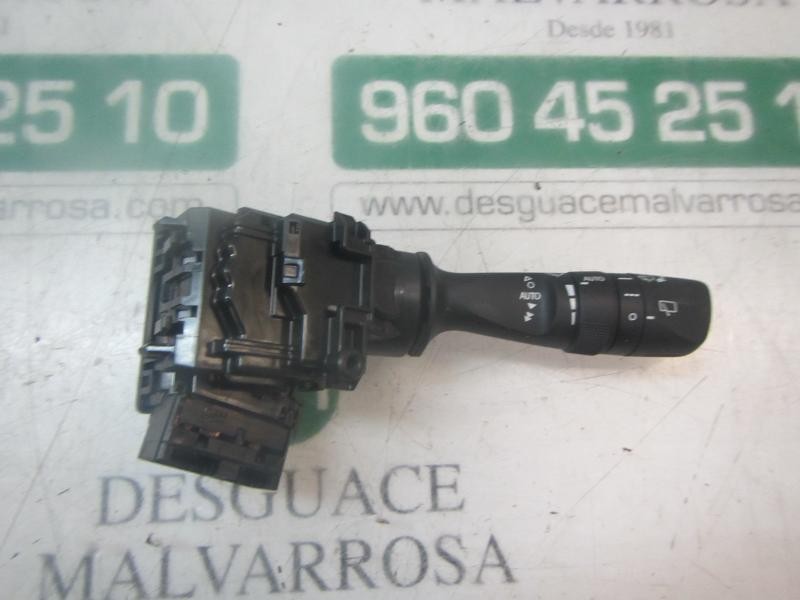 Recambio de mando limpia para toyota c-hr hybrid active referencia OEM IAM 84652F4020 F402017J422 F402017J422