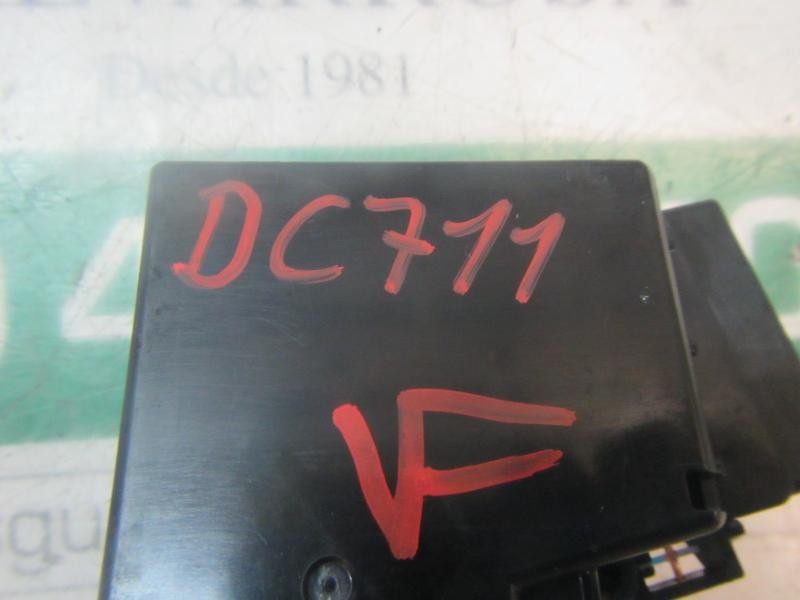 Recambio de mando limpia para toyota c-hr hybrid active referencia OEM IAM 84652F4020 F402017J422 F402017J422