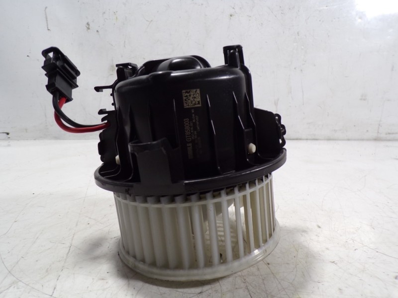 Recambio de motor calefaccion para seat ibiza (kj1) 1.6 tdi referencia OEM IAM 2Q1819021 2Q1819021 GT858003