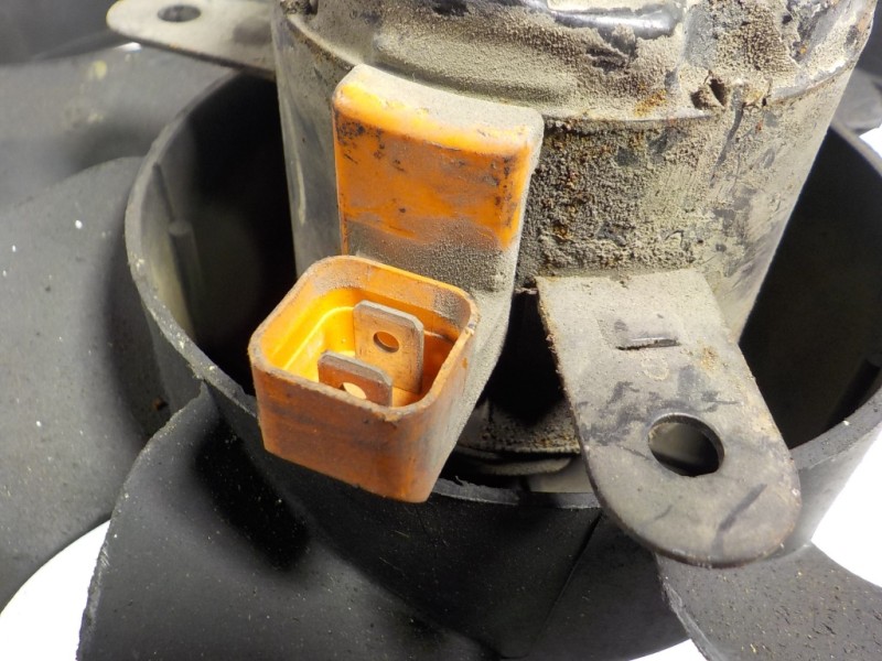 Recambio de electroventilador para citroën zx 1.9 diesel referencia OEM IAM   