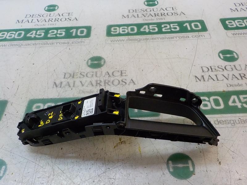 Recambio de mando elevalunas delantero izquierdo para ford fiesta (ccn) trend referencia OEM IAM 2032974 C1BT14A132AA 