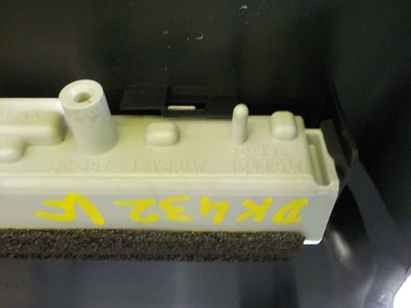 Recambio de piloto trasero central para lexus is 300h referencia OEM IAM 8157030230 30396 