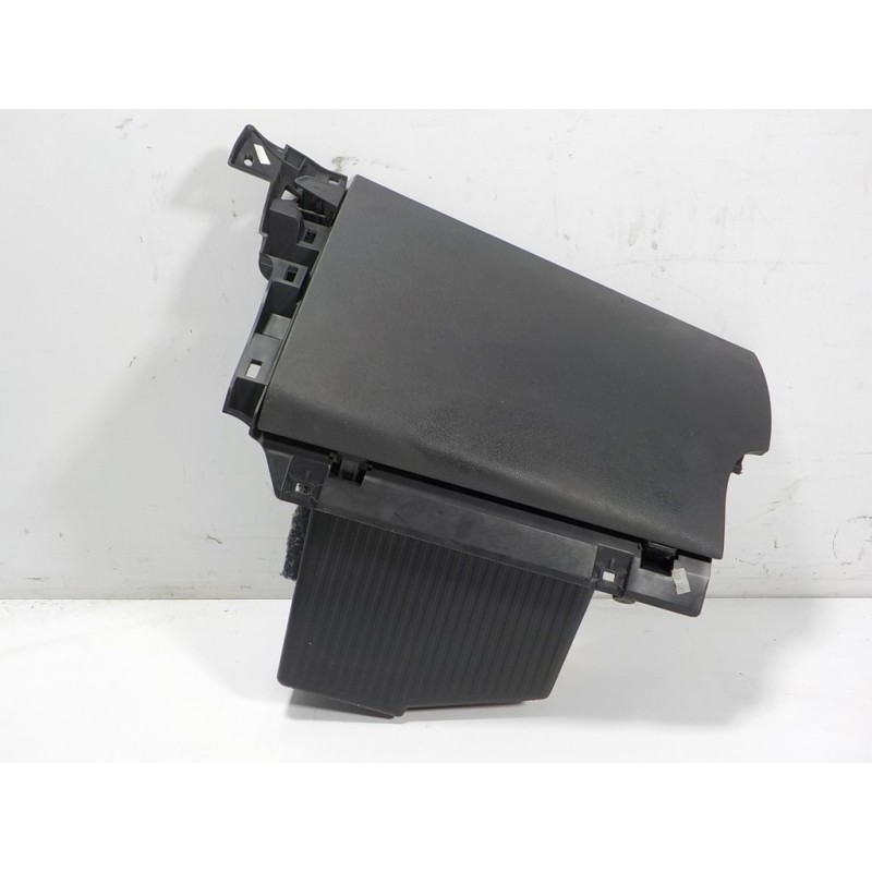 Recambio de guantera para peugeot 508 2.0 16v hdi fap referencia OEM IAM 825281  825283