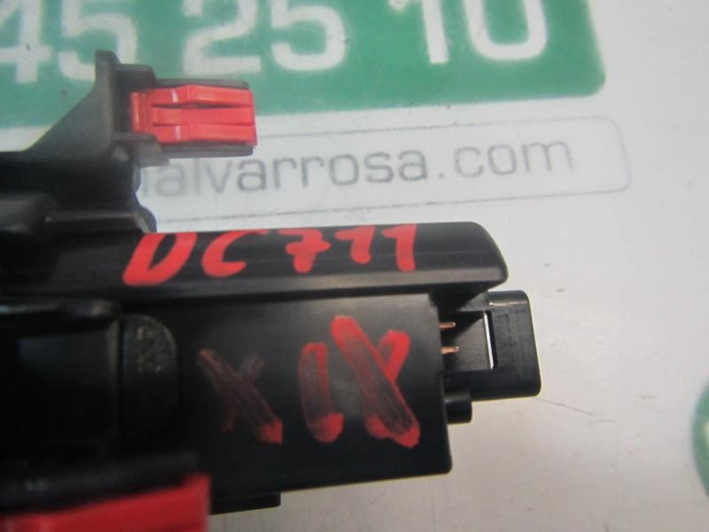 Recambio de conmutador de arranque para toyota c-hr hybrid active referencia OEM IAM 8961102112  