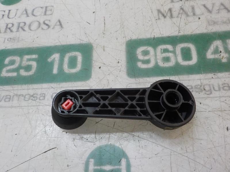 Recambio de maneta elevalunas trasera izquierda para ford fiesta (ccn) trend referencia OEM IAM 1197838  