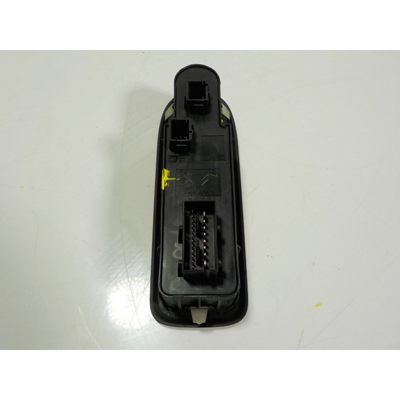 Recambio de mando elevalunas delantero izquierdo para peugeot 508 2.0 16v hdi fap referencia OEM IAM 98026370ZD 98026370ZD 