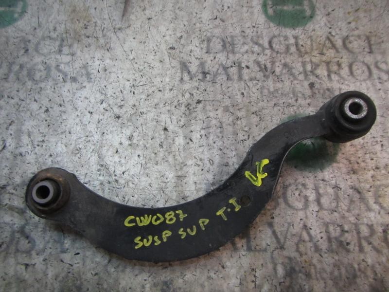Recambio de brazo suspension superior trasero izquierdo para toyota avensis (t27) 2.0 d-4d cat referencia OEM IAM   