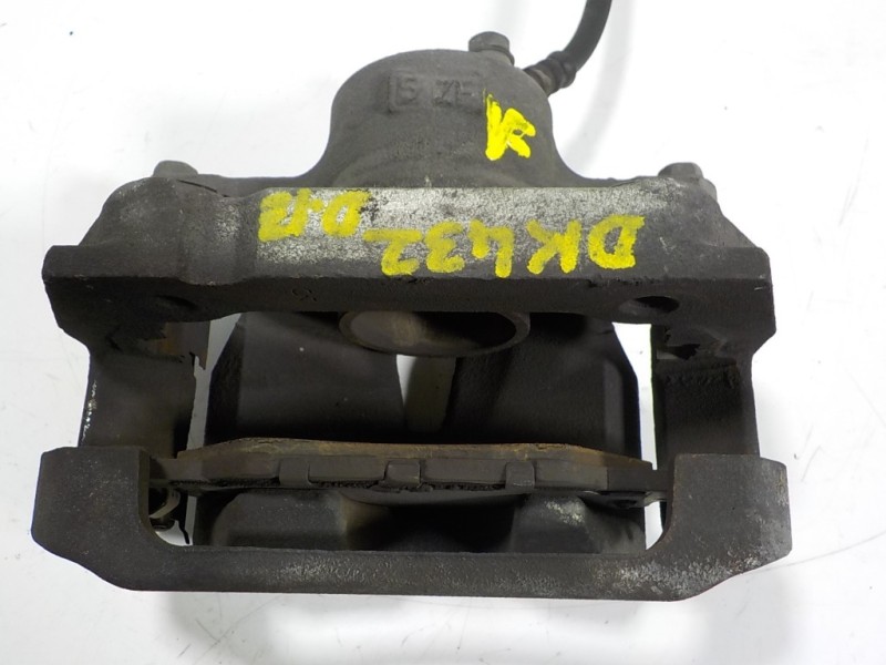 Recambio de pinza freno delantera izquierda para lexus is 300h referencia OEM IAM 4775053060  