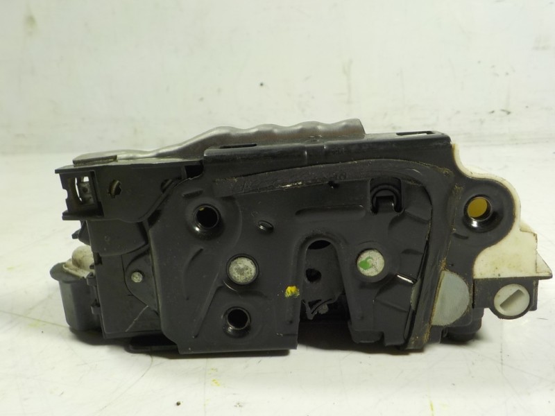 Recambio de cerradura puerta trasera izquierda para volkswagen polo (6r1) 1.6 tdi referencia OEM IAM 5K4839015F 5K4839015F 