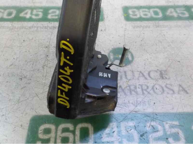 Recambio de cerradura puerta trasera derecha para toyota verso 1.6 d-4d cat referencia OEM IAM 690500F031  