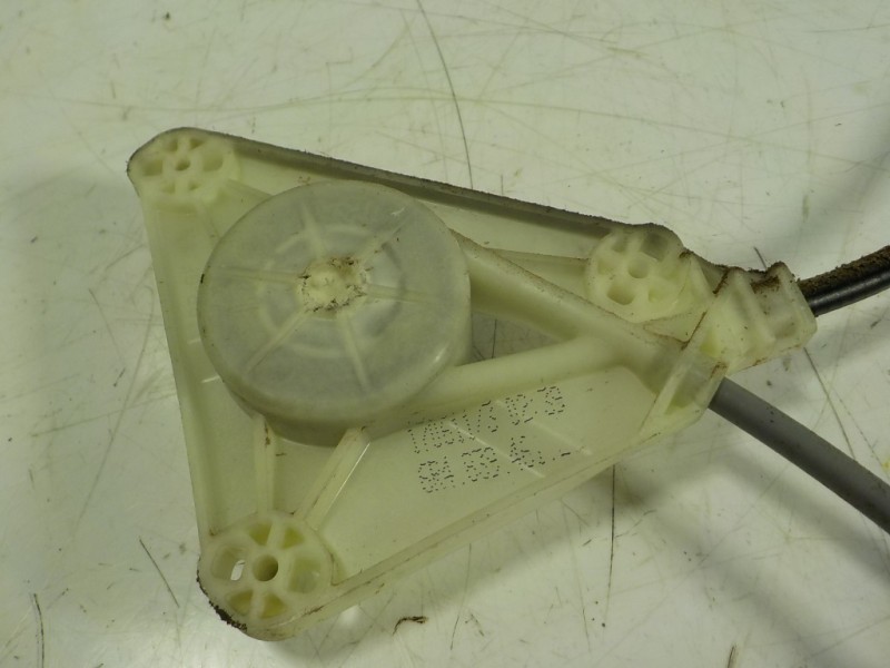 Recambio de elevalunas trasero izquierdo para volkswagen polo (6r1) 1.6 tdi referencia OEM IAM 6R4839461E 6R4839461D 